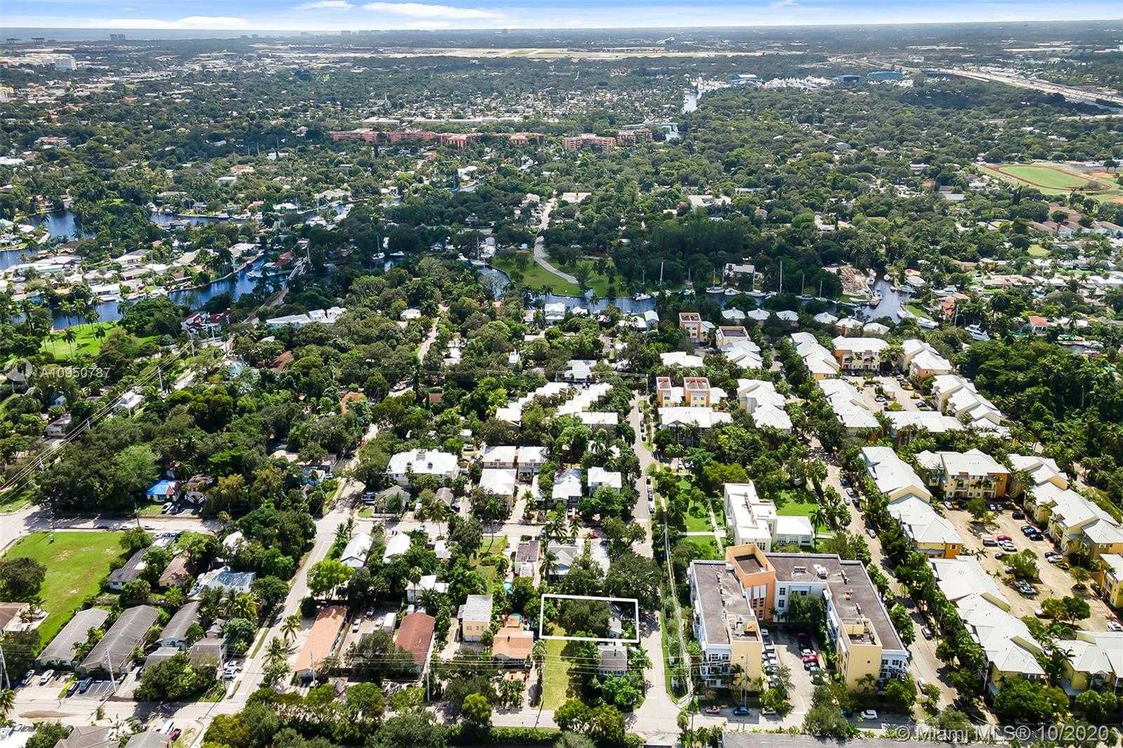 Small Image of 230 HARMON AVE, Fort Lauderdale Number 4