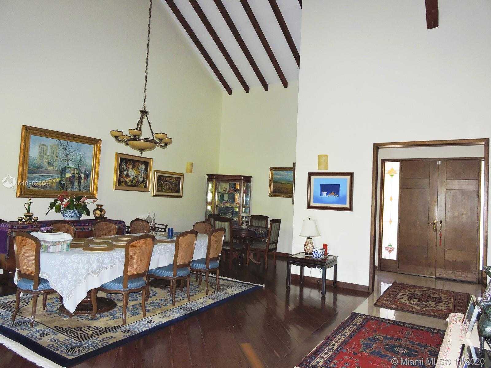 Small Image of RIONEGRO, Out of City Number 10