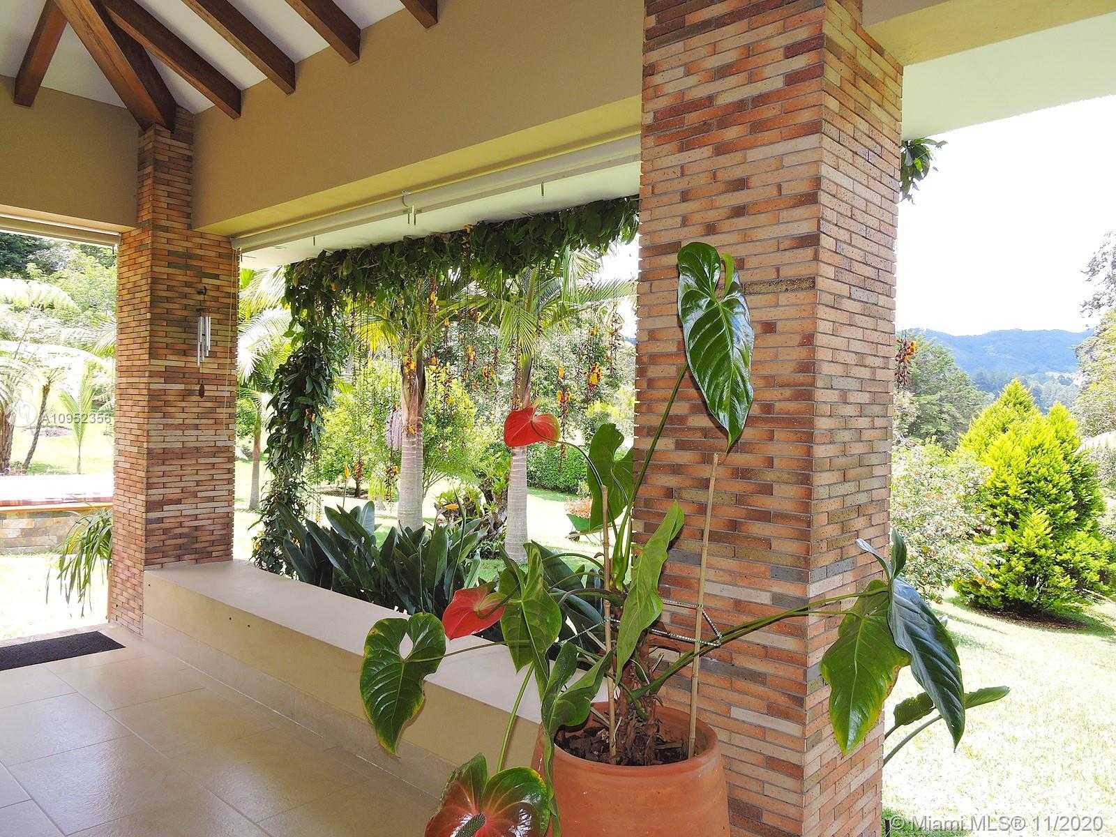 Small Image of RIONEGRO, Out of City Number 43