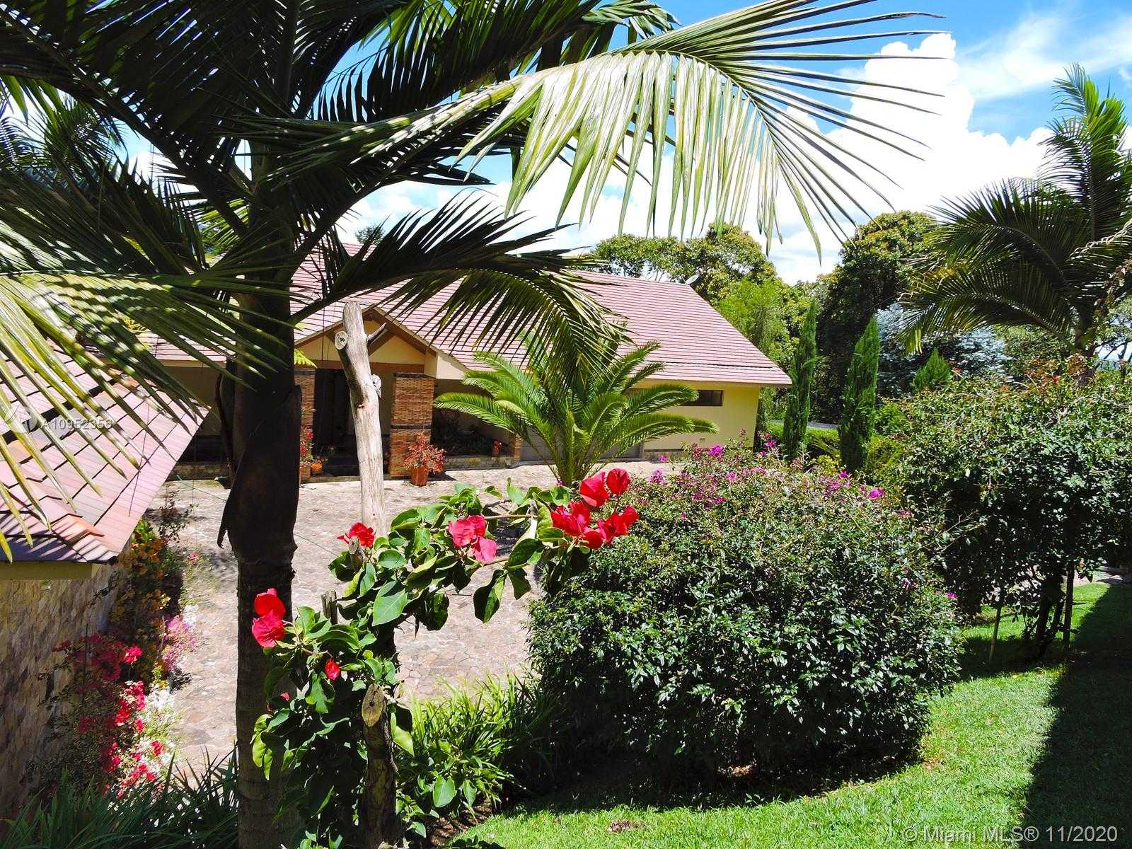 Small Image of RIONEGRO, Out of City Number 5