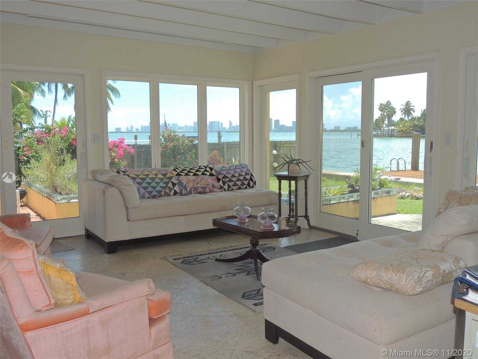 Small Image of 7516 WEST TREASURE DR, North Bay Village Number 19