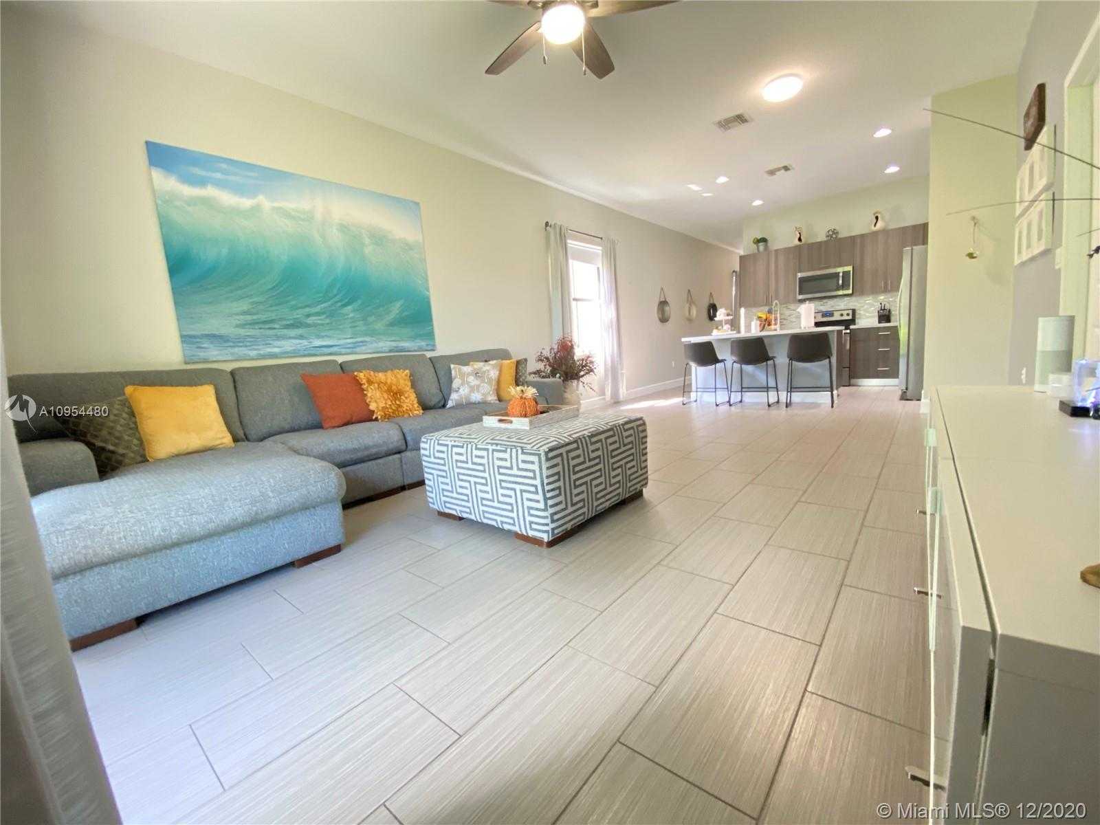 Small Image of 5406 NORTH WEST 48TH LN, Tamarac Number 15
