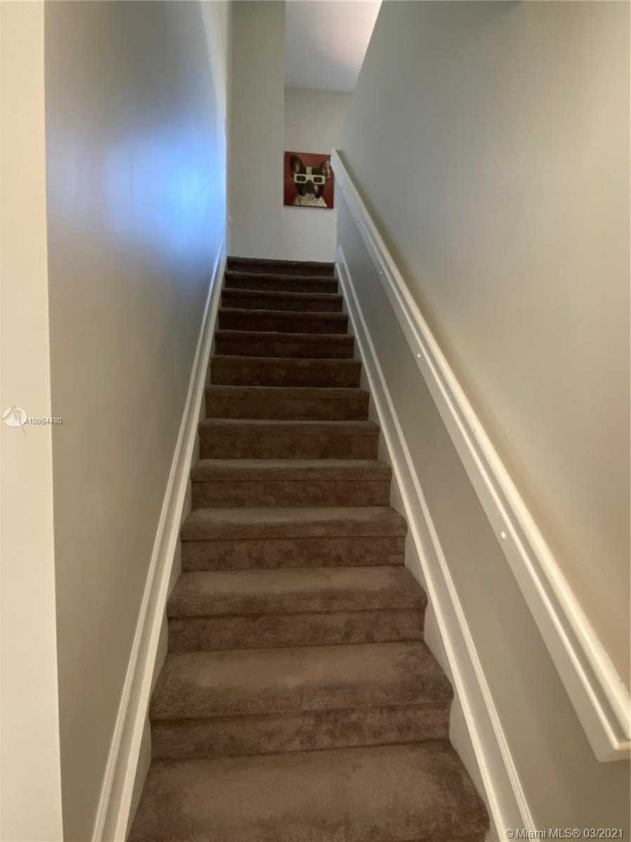 Small Image of 5406 NORTH WEST 48TH LN, Tamarac Number 29