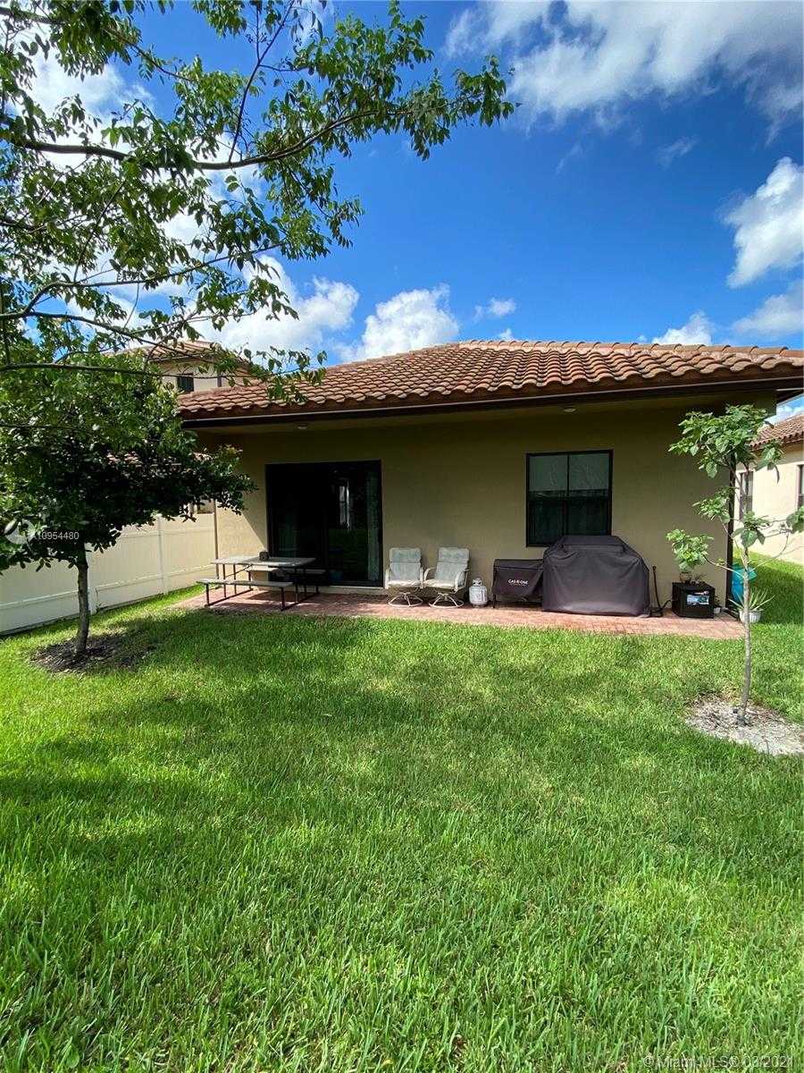 Small Image of 5406 NORTH WEST 48TH LN, Tamarac Number 32