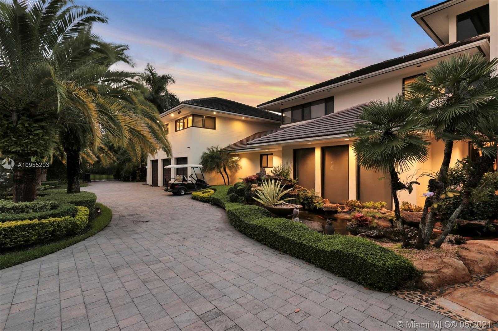 Small Image of 9464 NORTH WEST 52ND DORAL LN, Doral Number 11