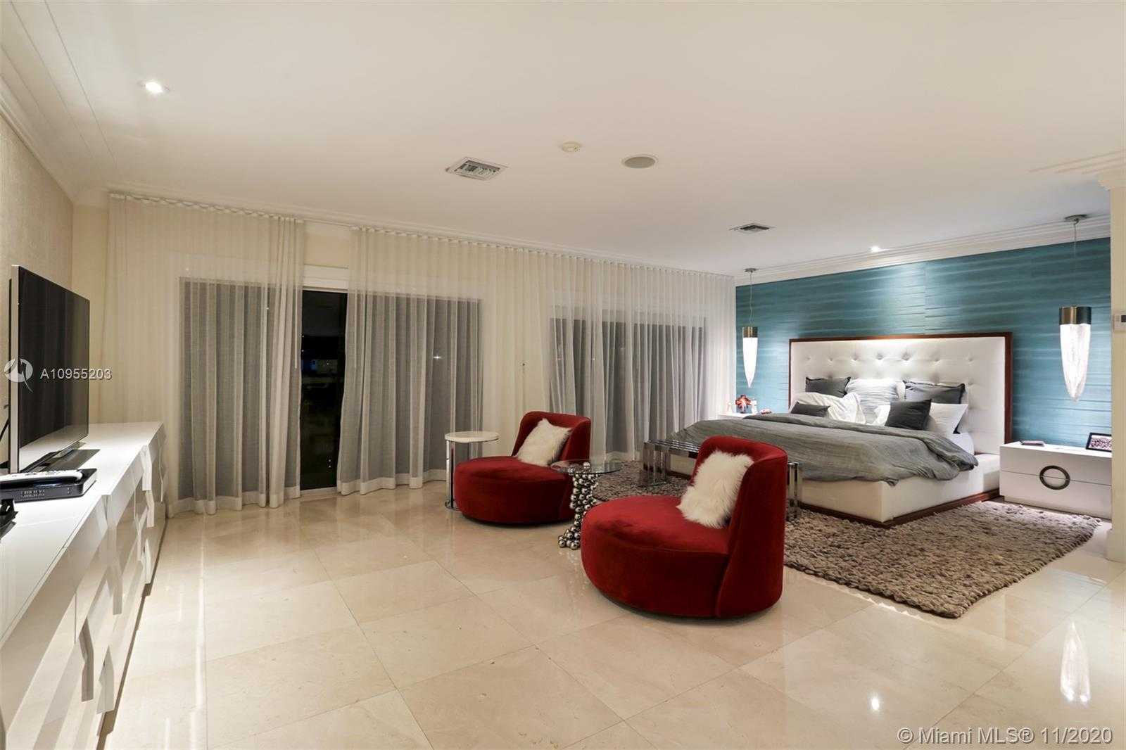 Small Image of 9464 NORTH WEST 52ND DORAL LN, Doral Number 28