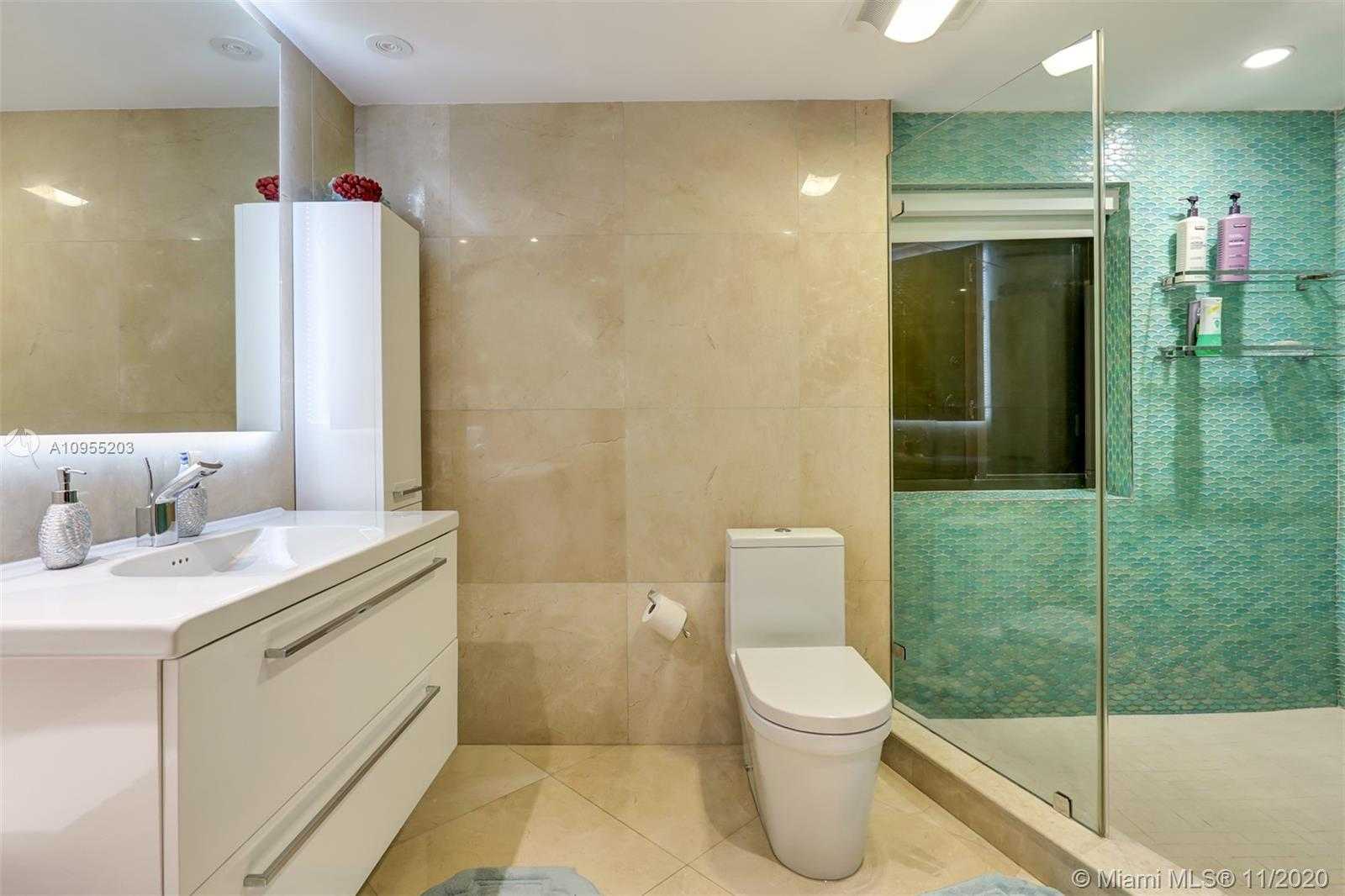 Small Image of 9464 NORTH WEST 52ND DORAL LN, Doral Number 29