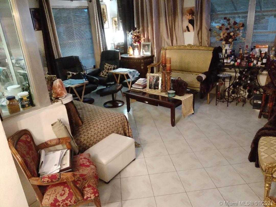 Small Image of 4625 NORTH WEST 44TH ST, Tamarac Number 15