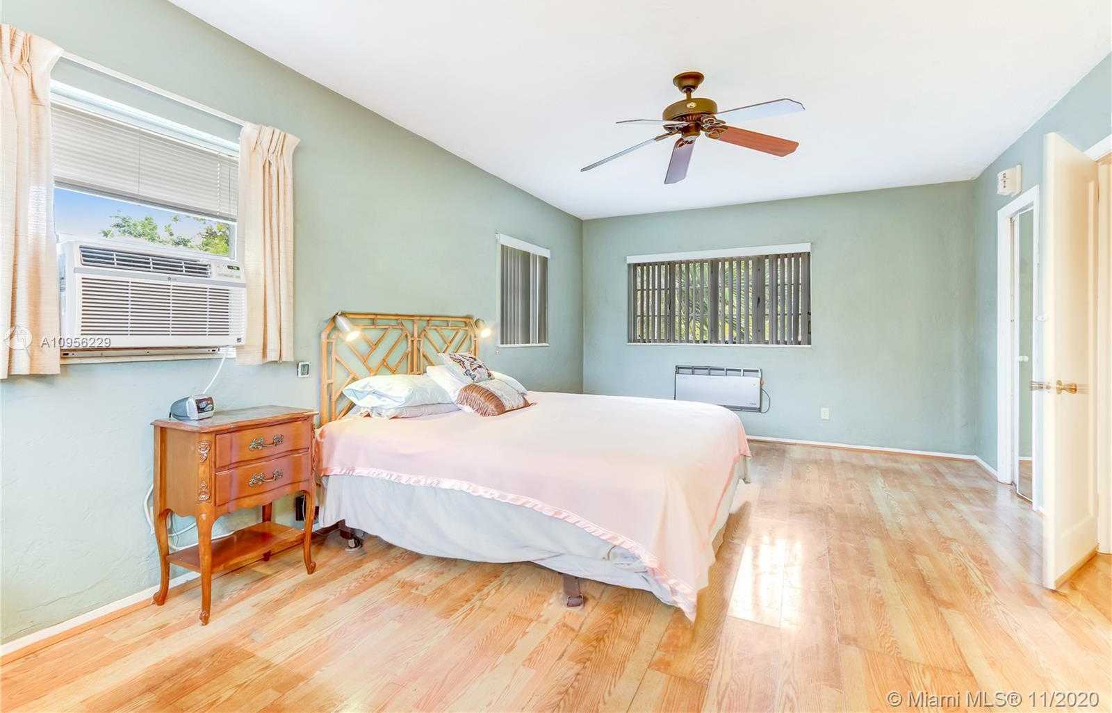 Small Image of 1132 NORTH EAST 101ST ST, Miami Shores Number 8