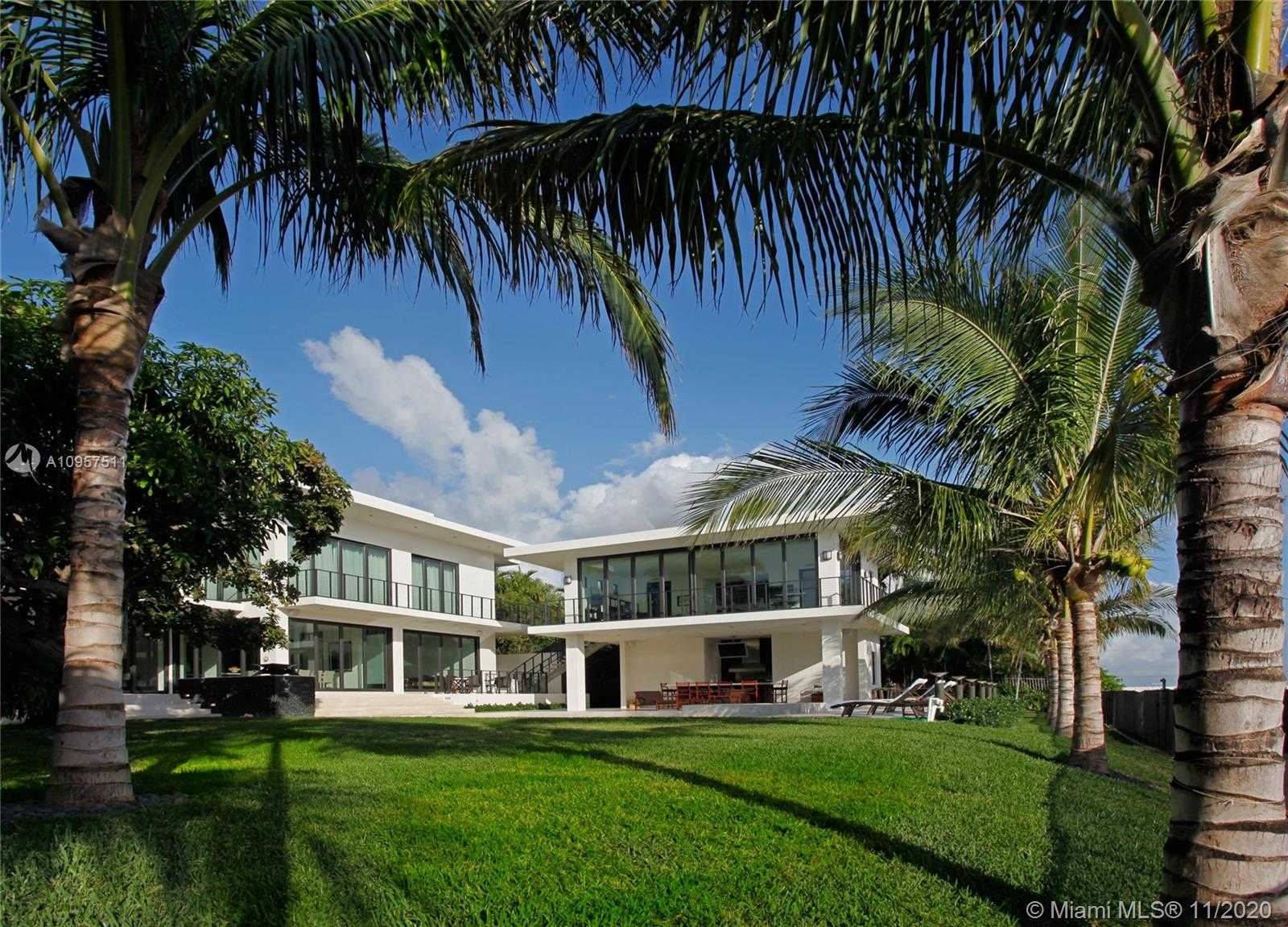 Small Image of 105 EAST RIVO ALTO DR, Miami Beach Number 2