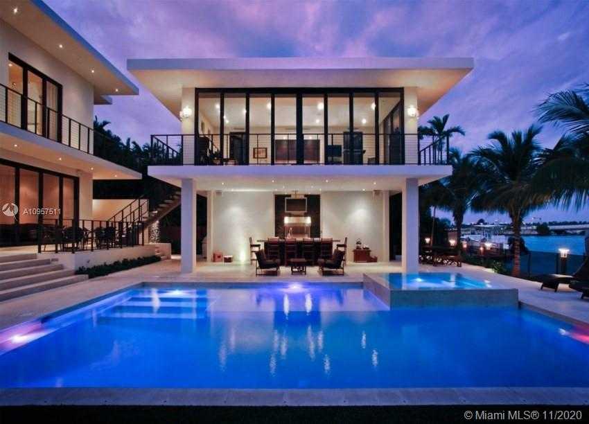 Small Image of 105 EAST RIVO ALTO DR, Miami Beach Number 9