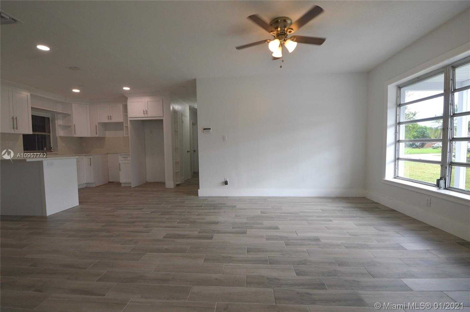Small Image of 201 SOUTH WEST 10TH ST, Pompano Beach Number 16