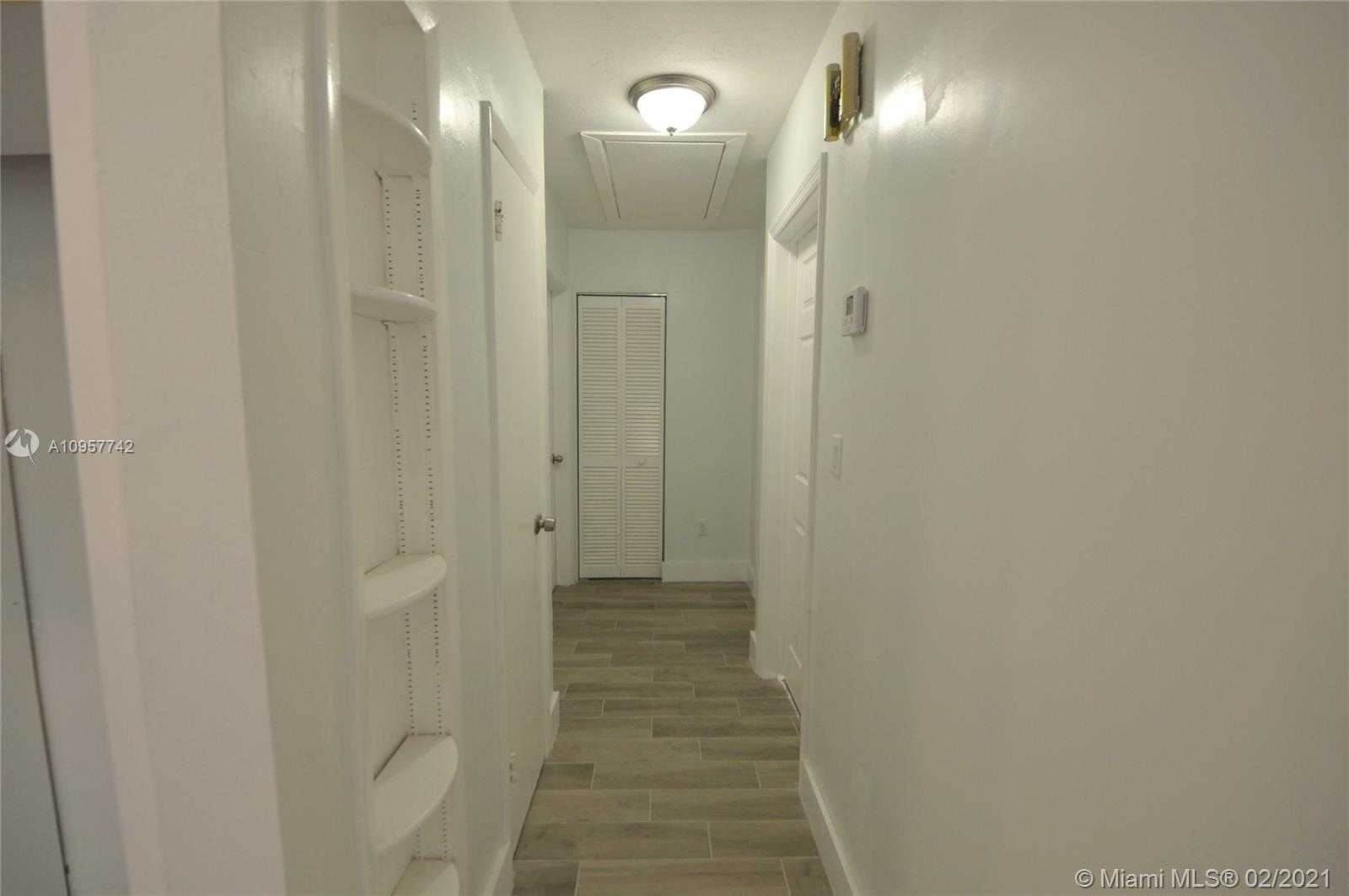 Small Image of 201 SOUTH WEST 10TH ST, Pompano Beach Number 7