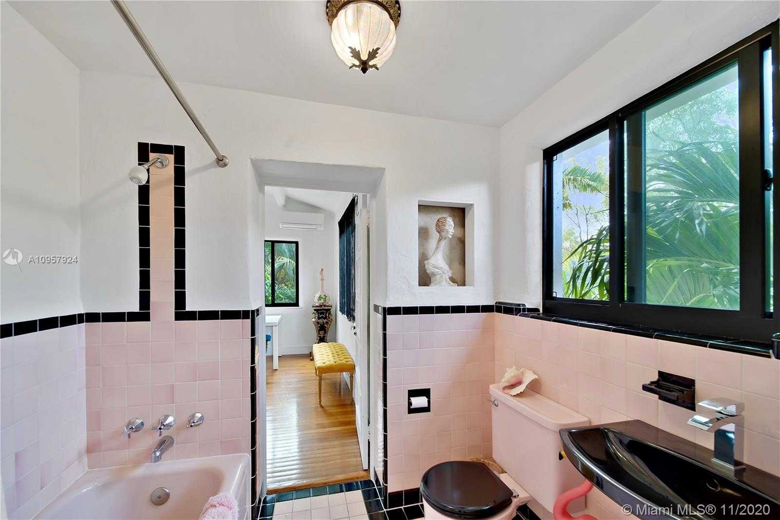 Small Image of 4189 ALTON RD, Miami Beach Number 15