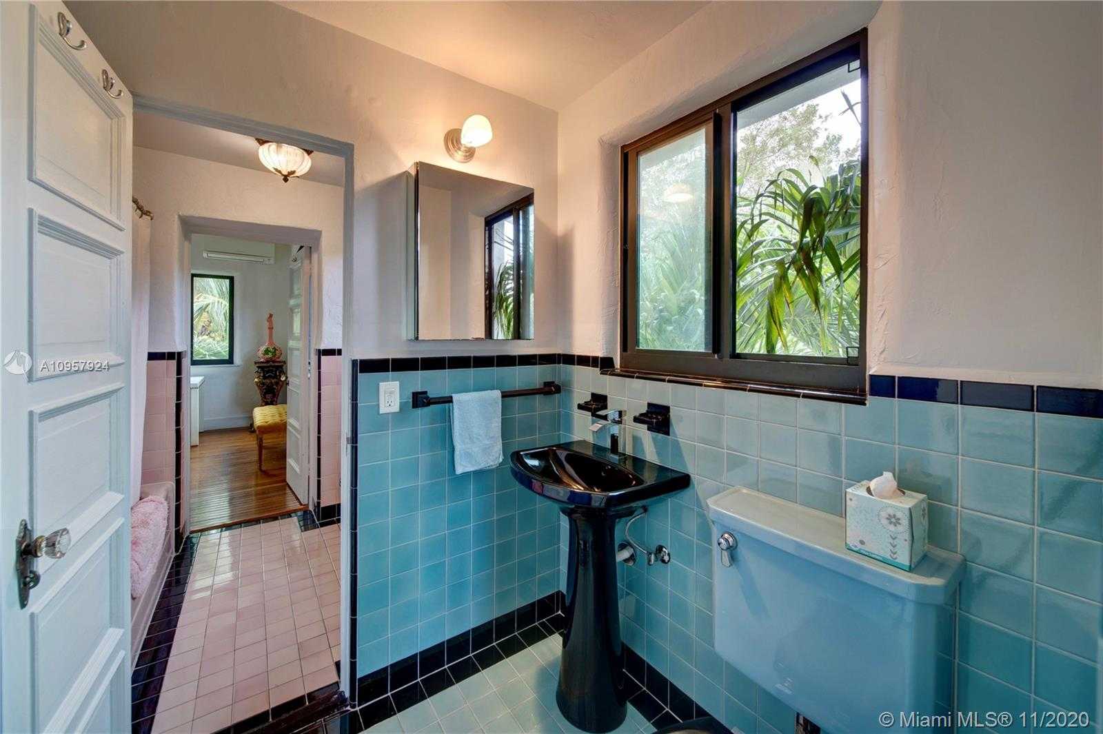 Small Image of 4189 ALTON RD, Miami Beach Number 16