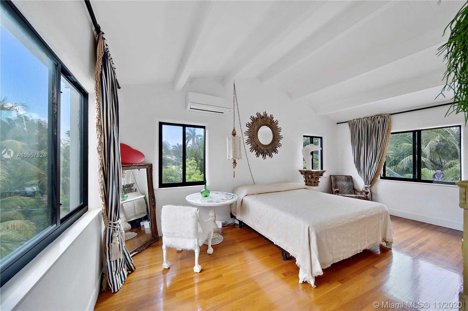 Small Image of 4189 ALTON RD, Miami Beach Number 17