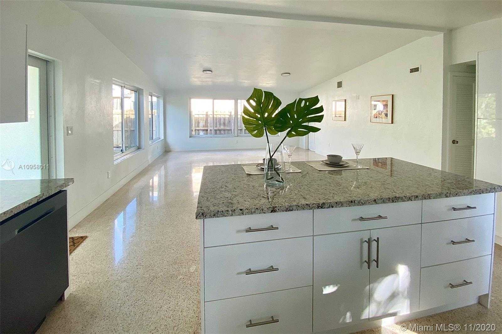 Small Image of 1716 SOUTH WEST 10TH CT, Fort Lauderdale Number 4
