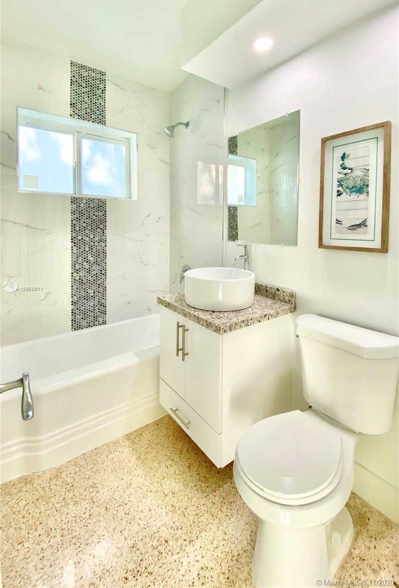 Small Image of 1716 SOUTH WEST 10TH CT, Fort Lauderdale Number 6