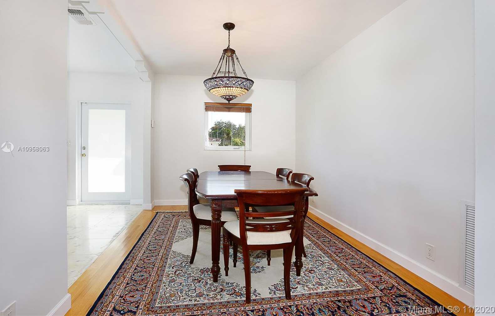 Small Image of 1079 NORTH EAST 104TH ST, Miami Shores Number 14