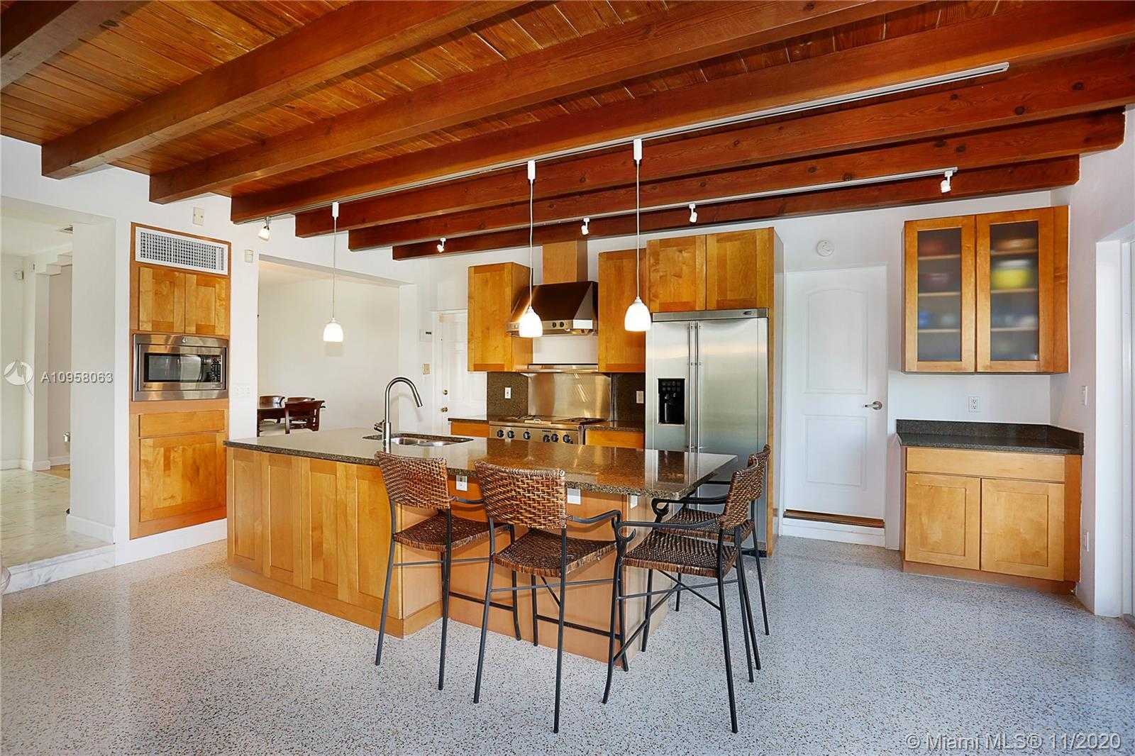Small Image of 1079 NORTH EAST 104TH ST, Miami Shores Number 8