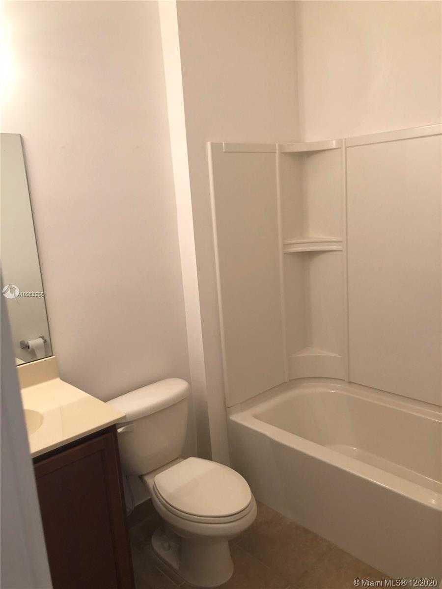 Small Image of 713 SOUTH WEST 1ST TER, Pompano Beach Number 15
