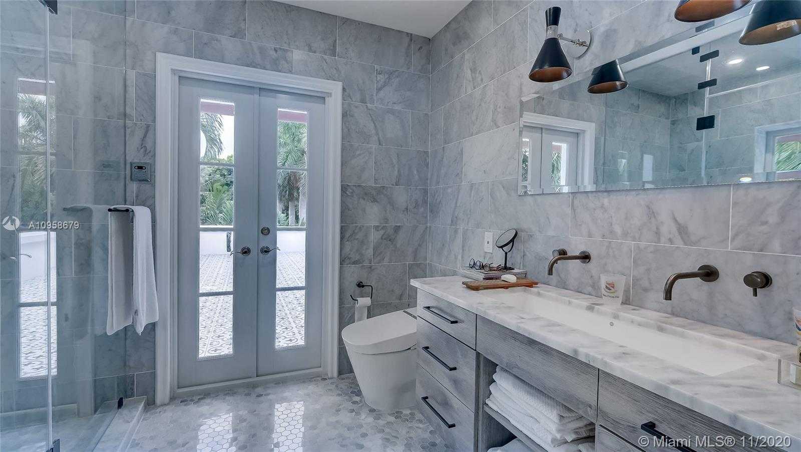 Small Image of 7601 OLD CUTLER RD, Coral Gables Number 24
