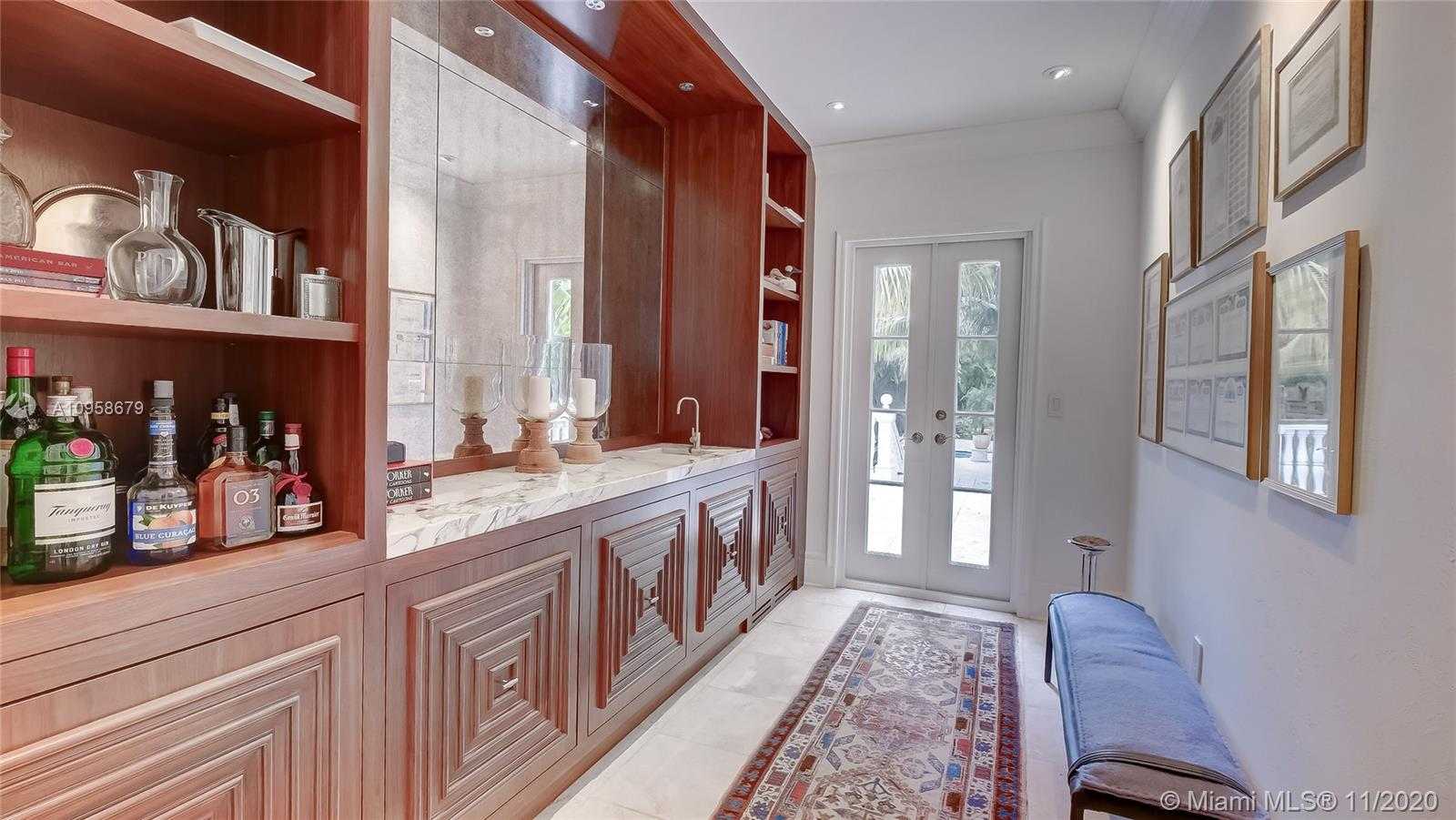 Small Image of 7601 OLD CUTLER RD, Coral Gables Number 31