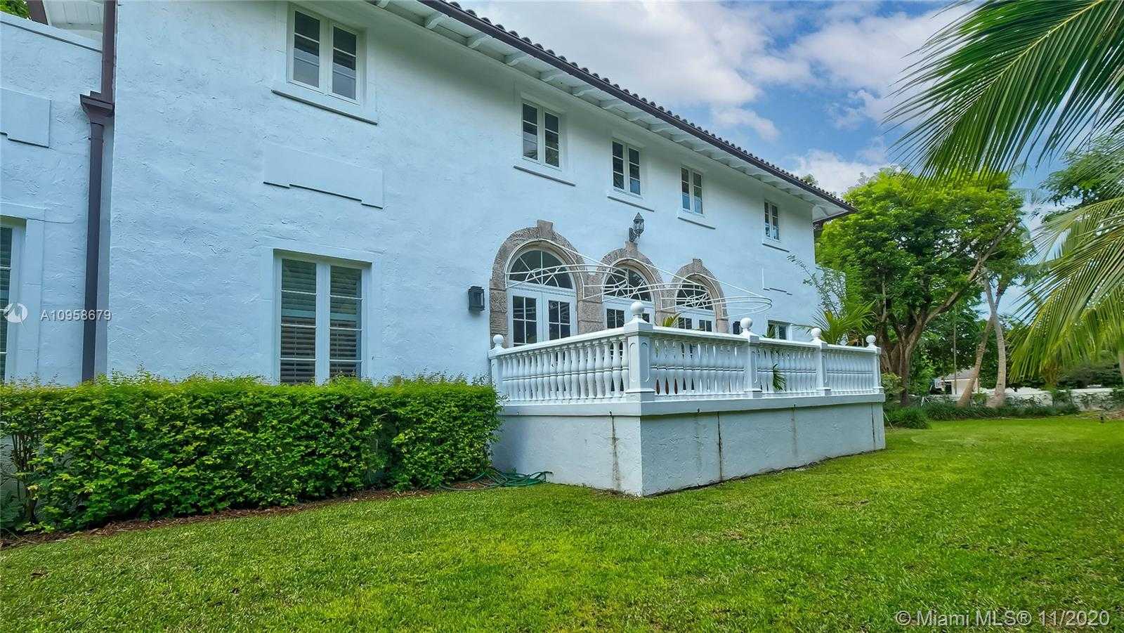 Small Image of 7601 OLD CUTLER RD, Coral Gables Number 35