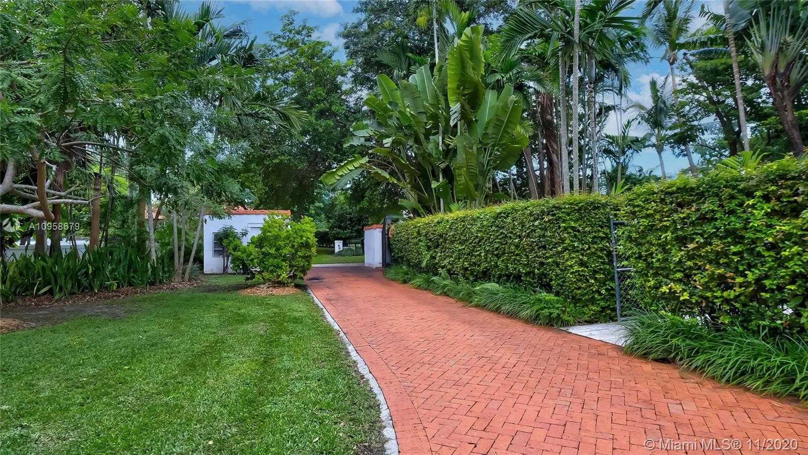 Small Image of 7601 OLD CUTLER RD, Coral Gables Number 42