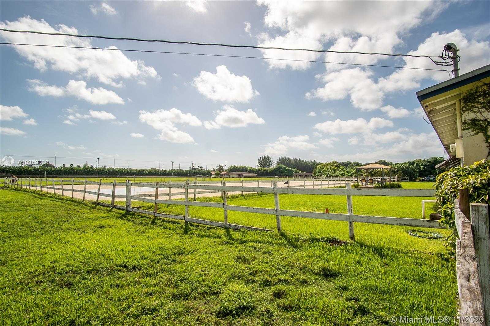 Small Image of 11850 SOUTH WEST 64TH ST, Miami Number 32