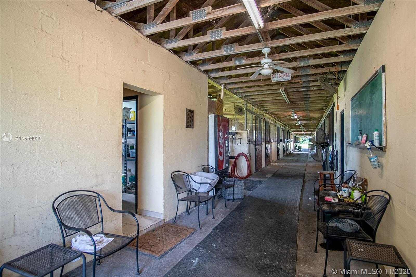 Small Image of 11850 SOUTH WEST 64TH ST, Miami Number 34