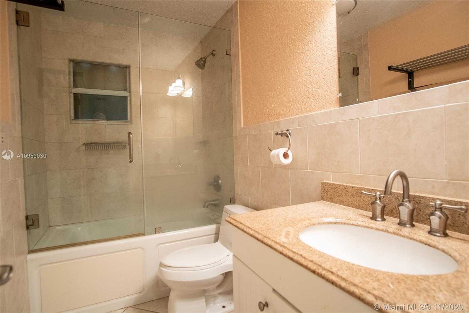 Small Image of 11850 SOUTH WEST 64TH ST, Miami Number 60