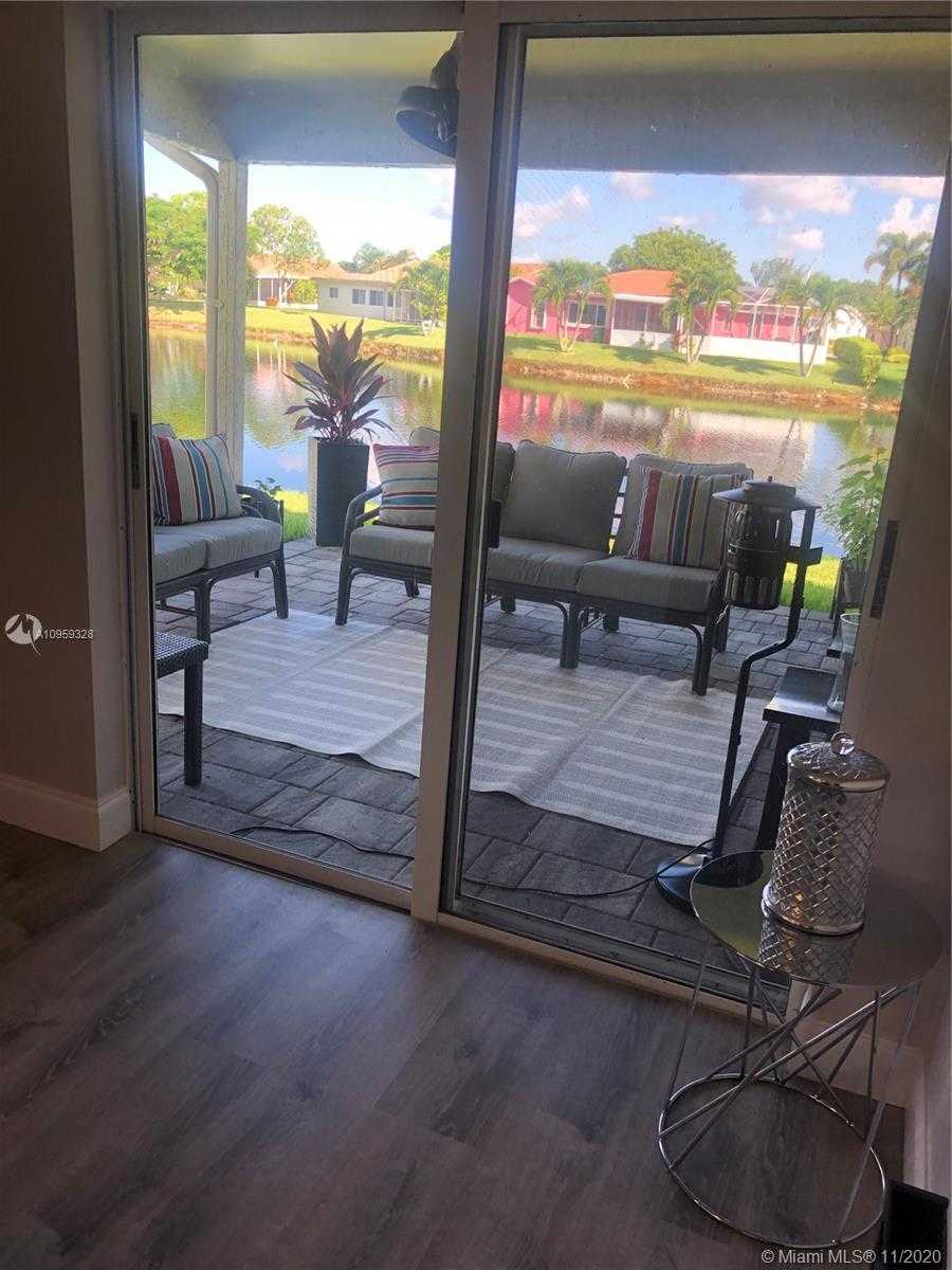 Small Image of 10425 NORTH WEST 70TH CT, Tamarac Number 25
