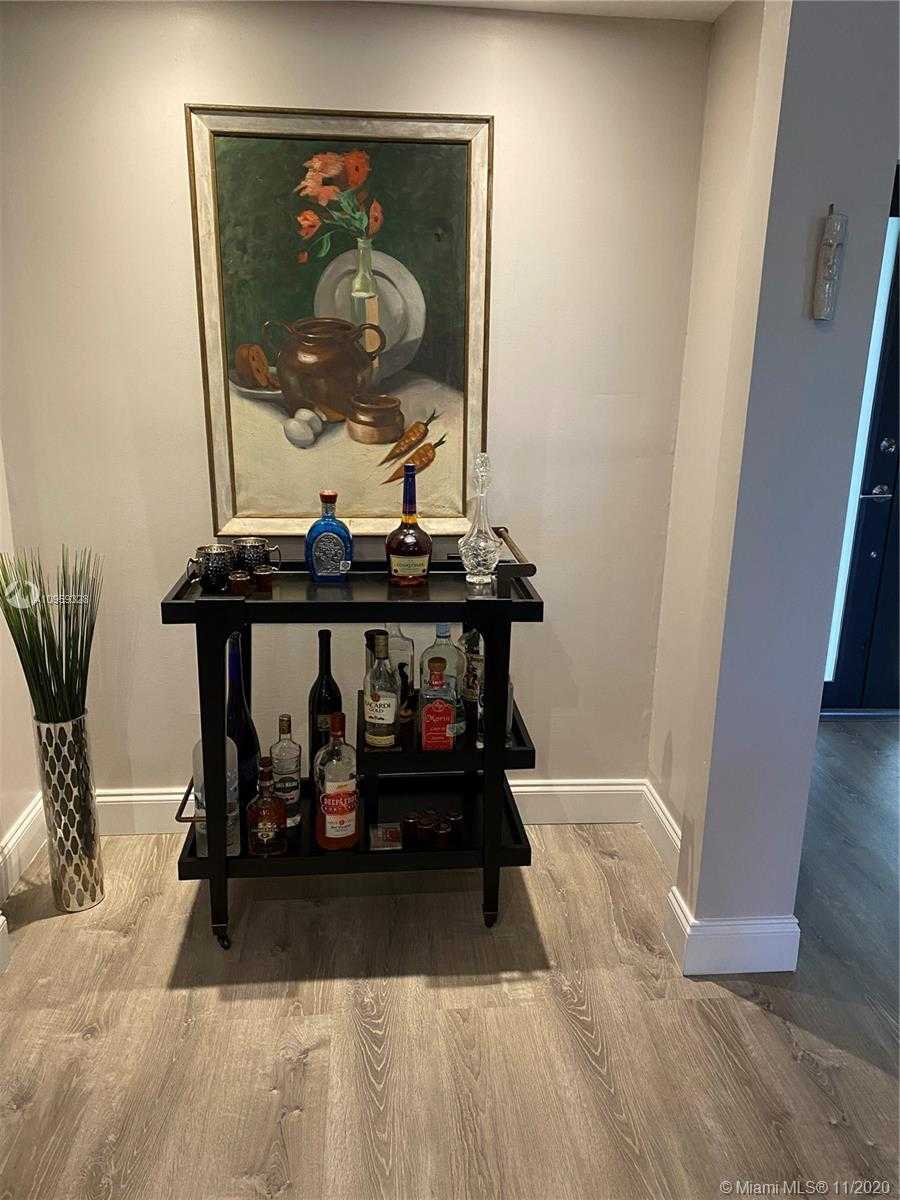 Small Image of 10425 NORTH WEST 70TH CT, Tamarac Number 42