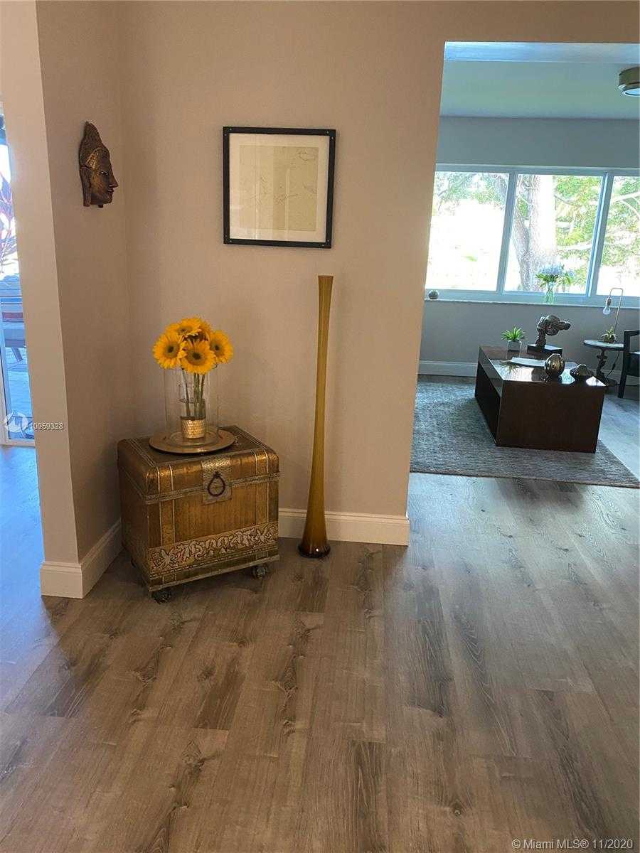 Small Image of 10425 NORTH WEST 70TH CT, Tamarac Number 45