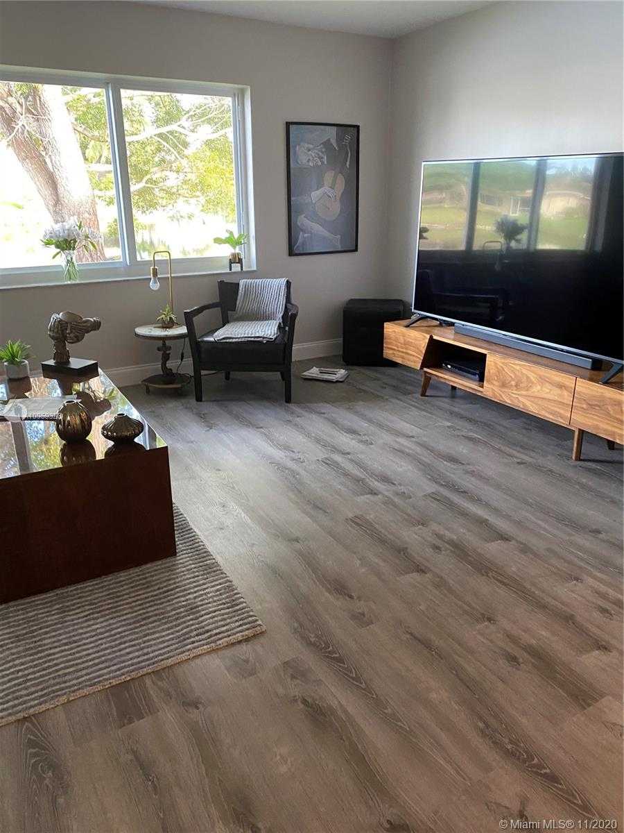 Small Image of 10425 NORTH WEST 70TH CT, Tamarac Number 52