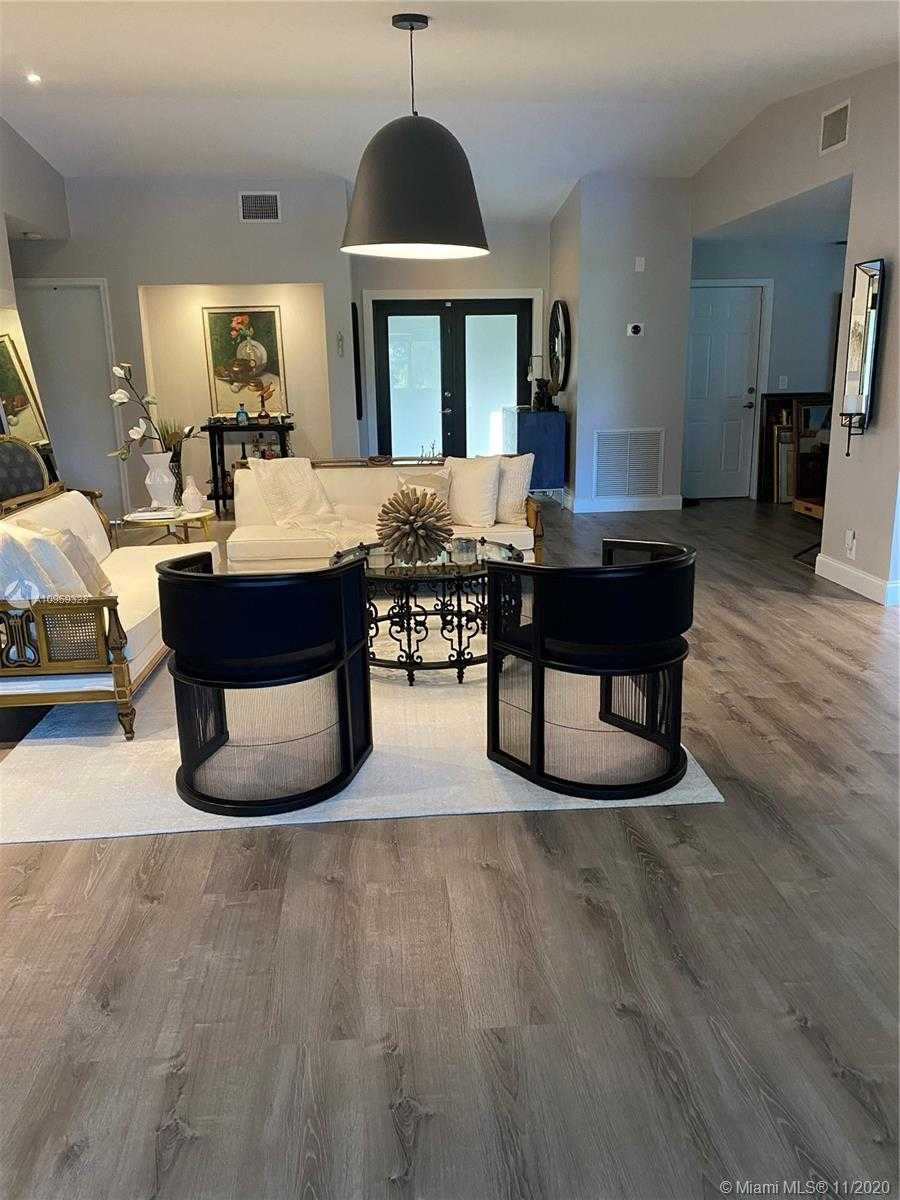 Small Image of 10425 NORTH WEST 70TH CT, Tamarac Number 56