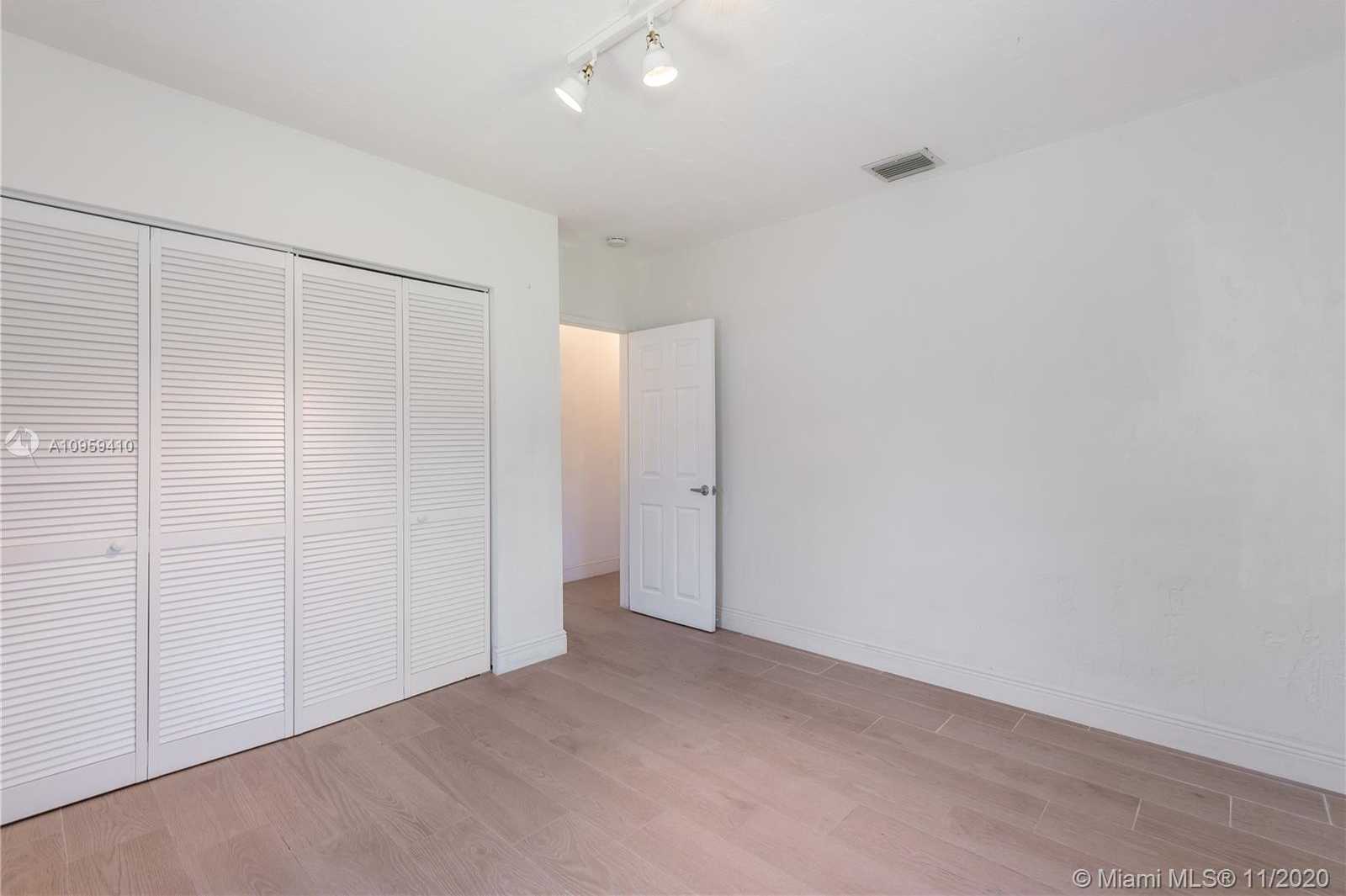 Small Image of 6531 SOUTH WEST 44TH ST, Miami Number 13