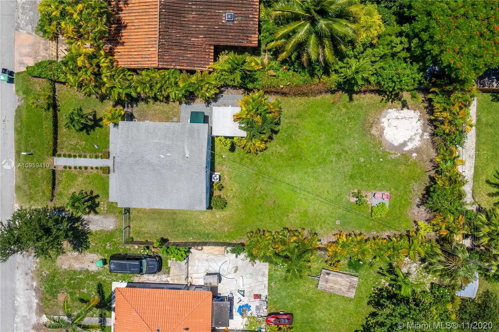 Small Image of 6531 SOUTH WEST 44TH ST, Miami Number 3