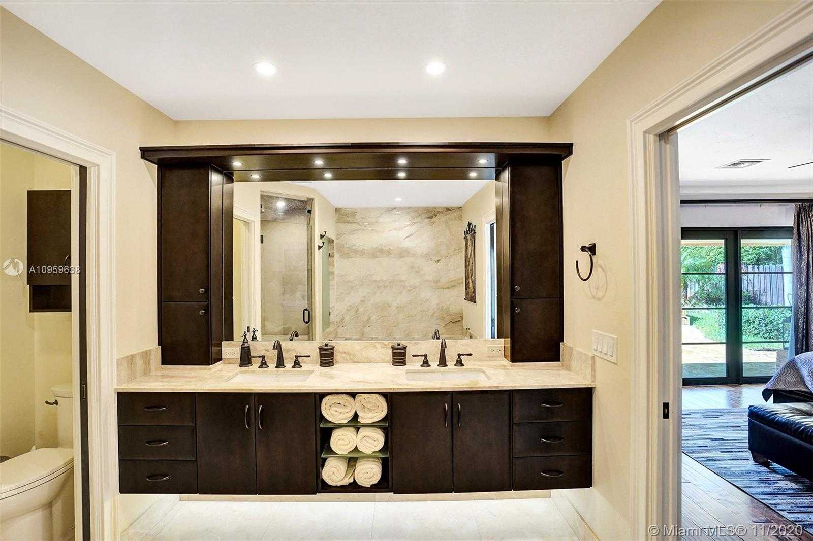 Small Image of 2861 NORTH EAST 23RD ST, Fort Lauderdale Number 47