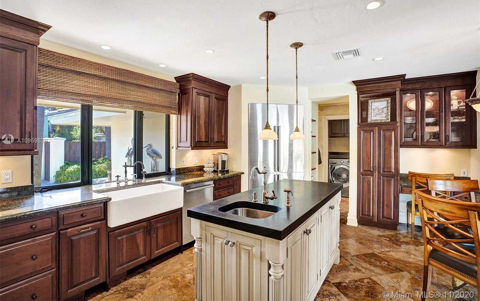 Small Image of 2861 NORTH EAST 23RD ST, Fort Lauderdale Number 7