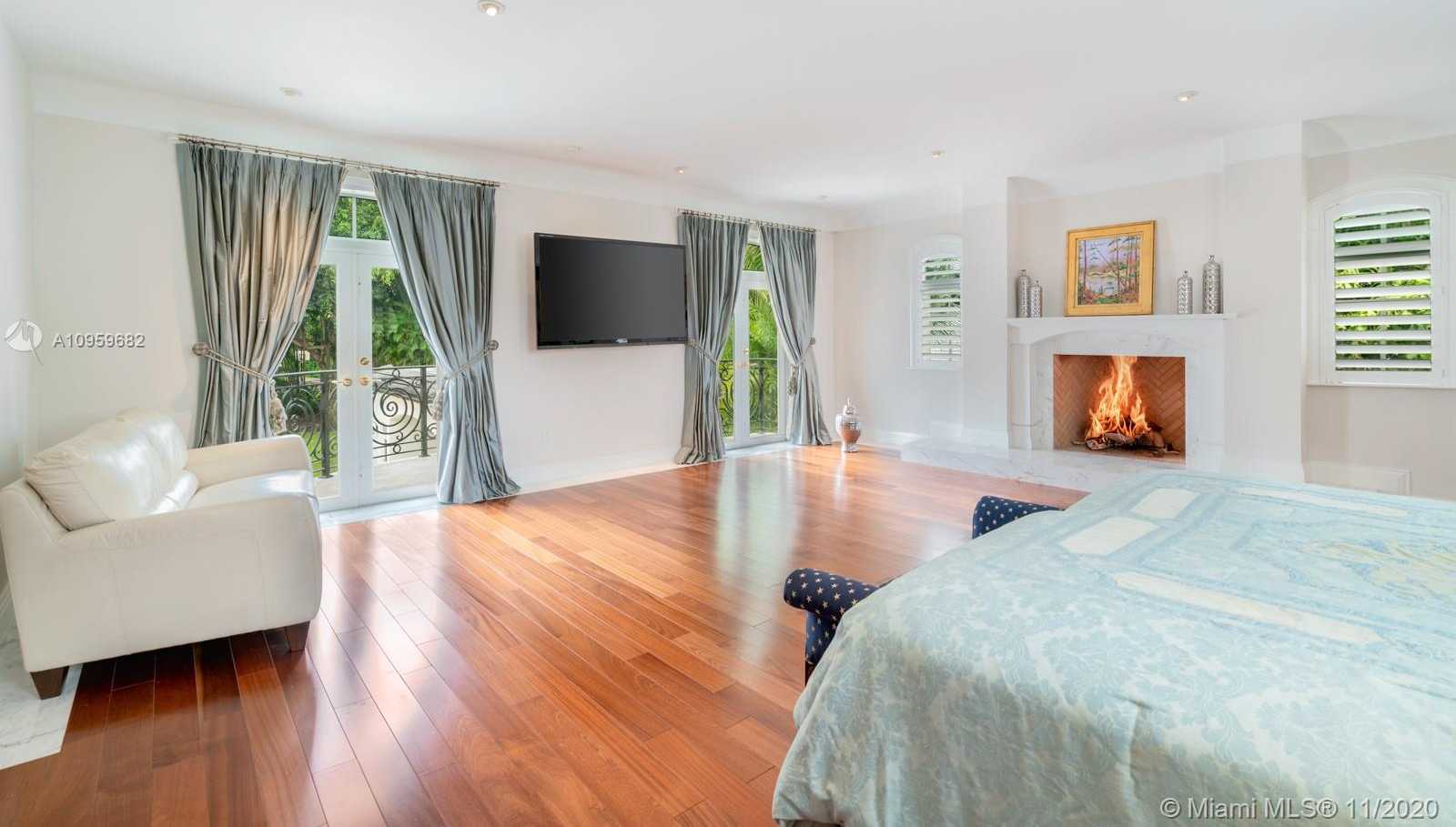 Small Image of 6851 SOUTH WEST 106TH ST, Pinecrest Number 19