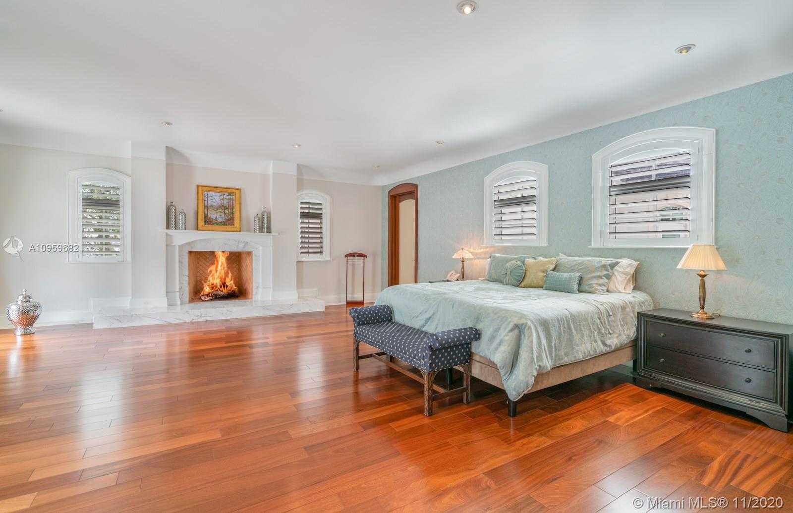 Small Image of 6851 SOUTH WEST 106TH ST, Pinecrest Number 20