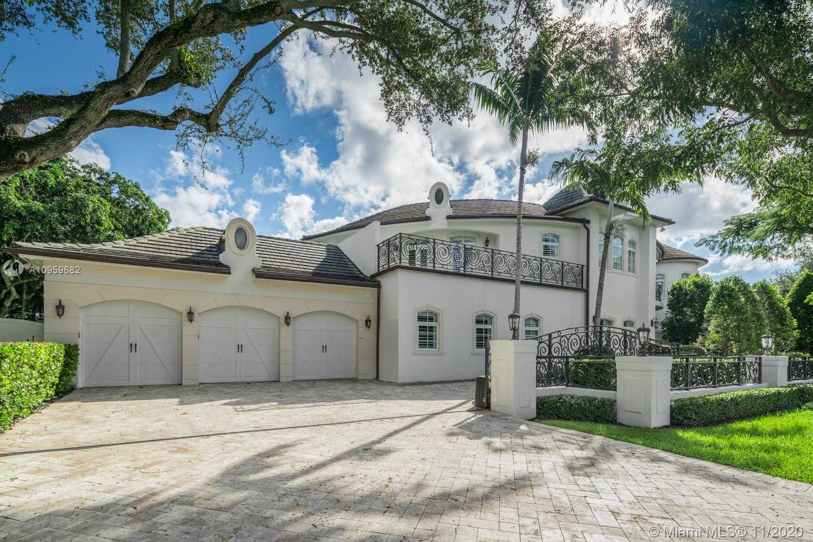 Small Image of 6851 SOUTH WEST 106TH ST, Pinecrest Number 3