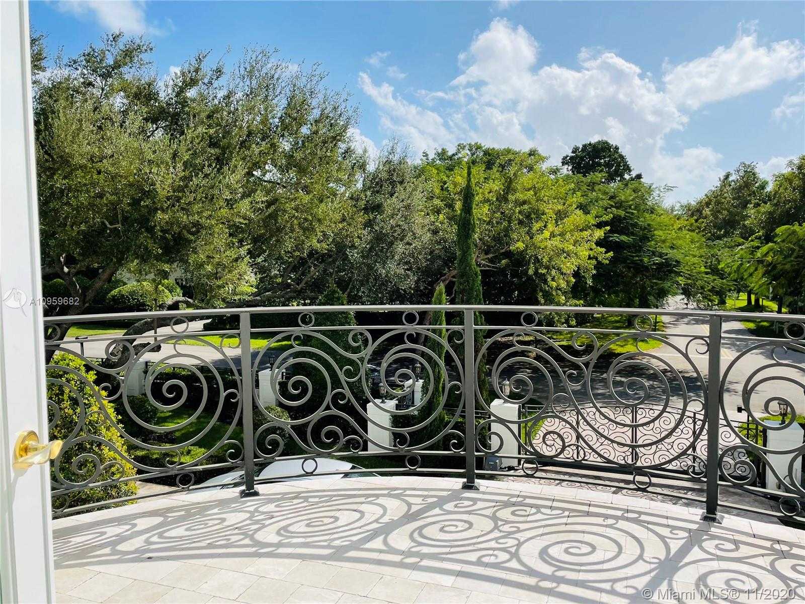 Small Image of 6851 SOUTH WEST 106TH ST, Pinecrest Number 31