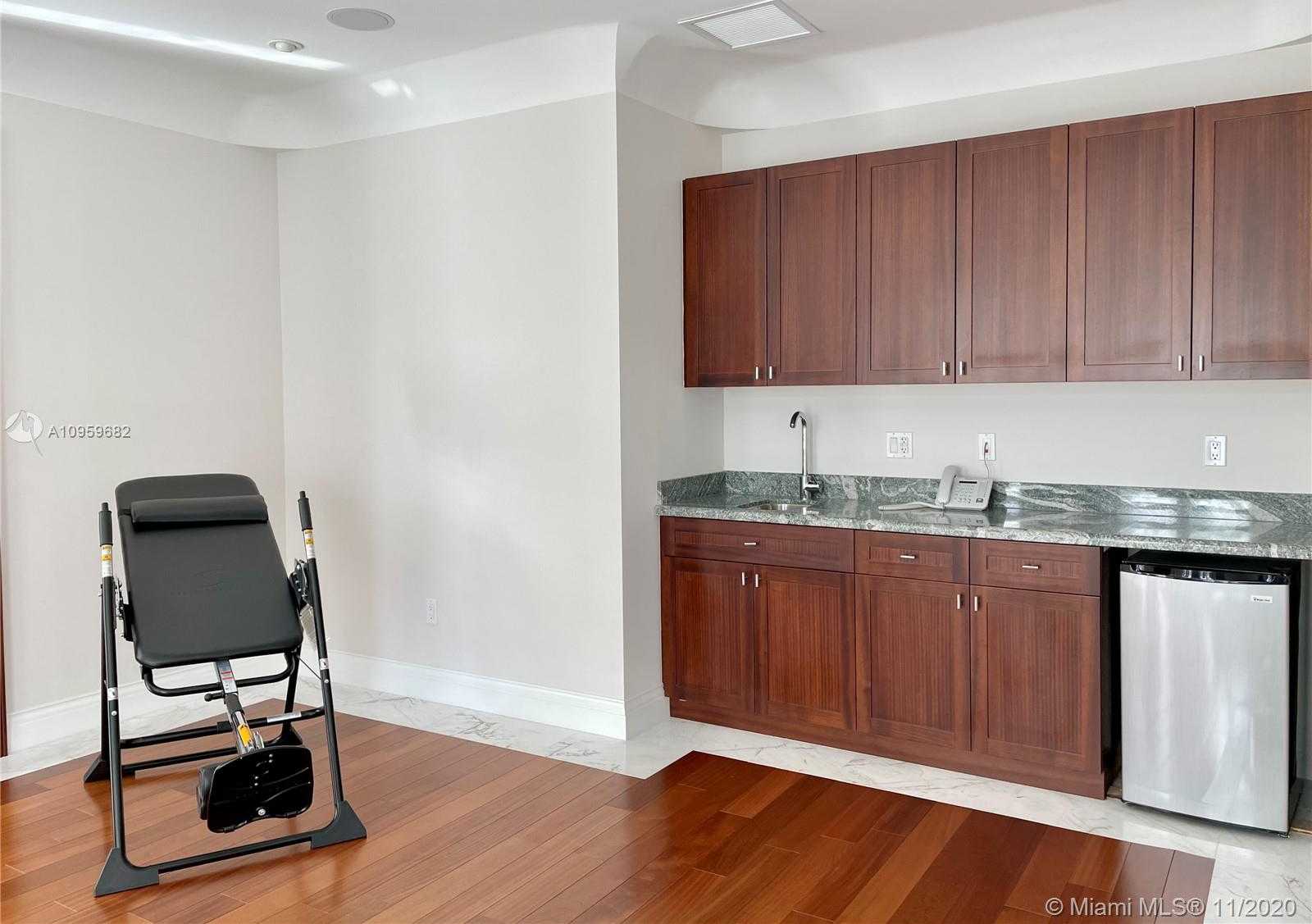 Small Image of 6851 SOUTH WEST 106TH ST, Pinecrest Number 37