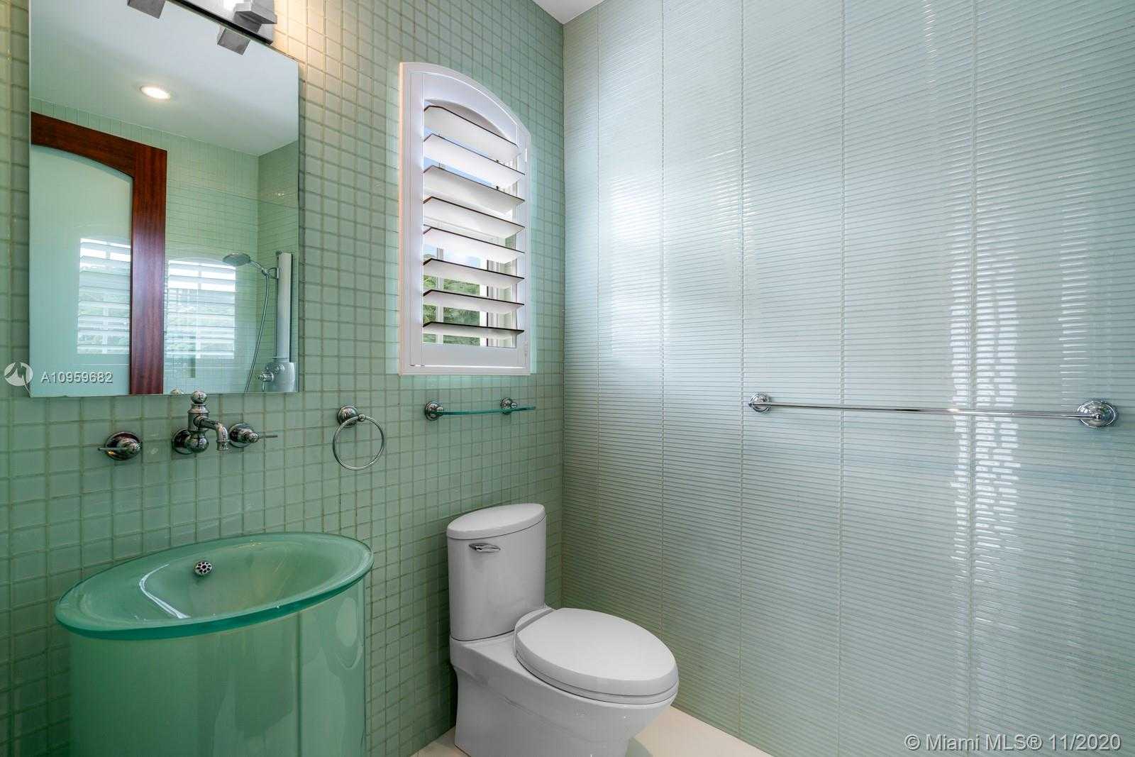Small Image of 6851 SOUTH WEST 106TH ST, Pinecrest Number 38