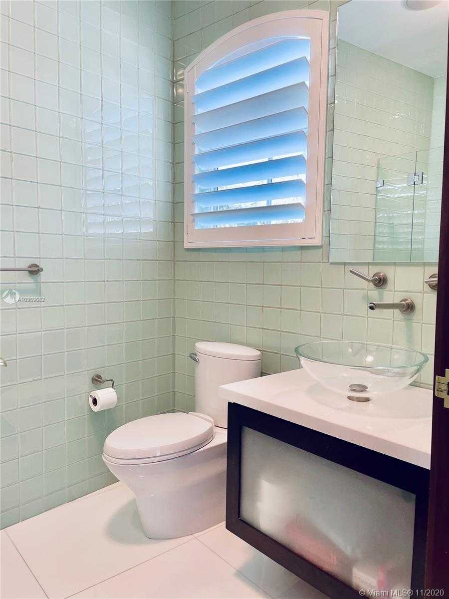 Small Image of 6851 SOUTH WEST 106TH ST, Pinecrest Number 44