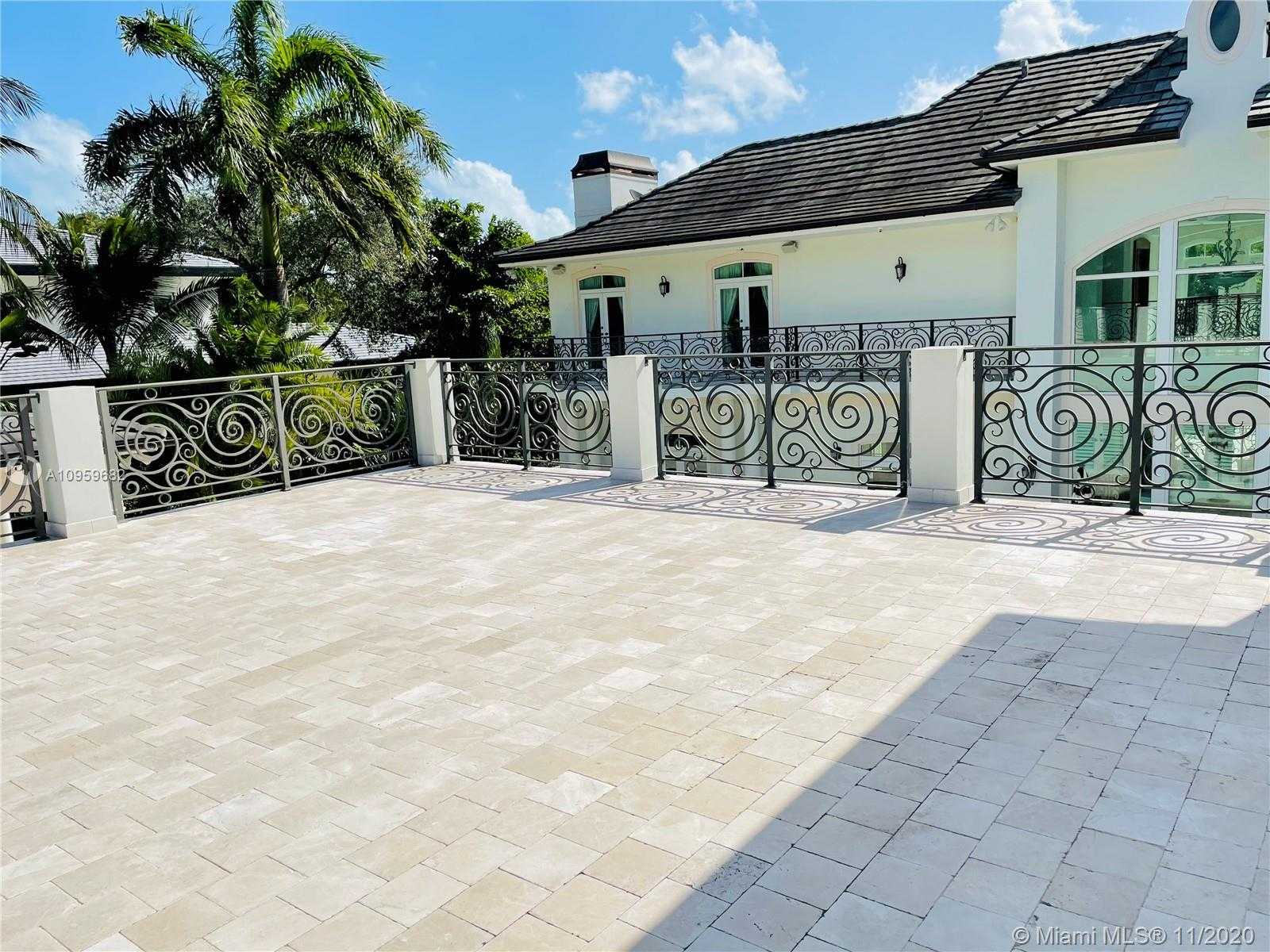 Small Image of 6851 SOUTH WEST 106TH ST, Pinecrest Number 54