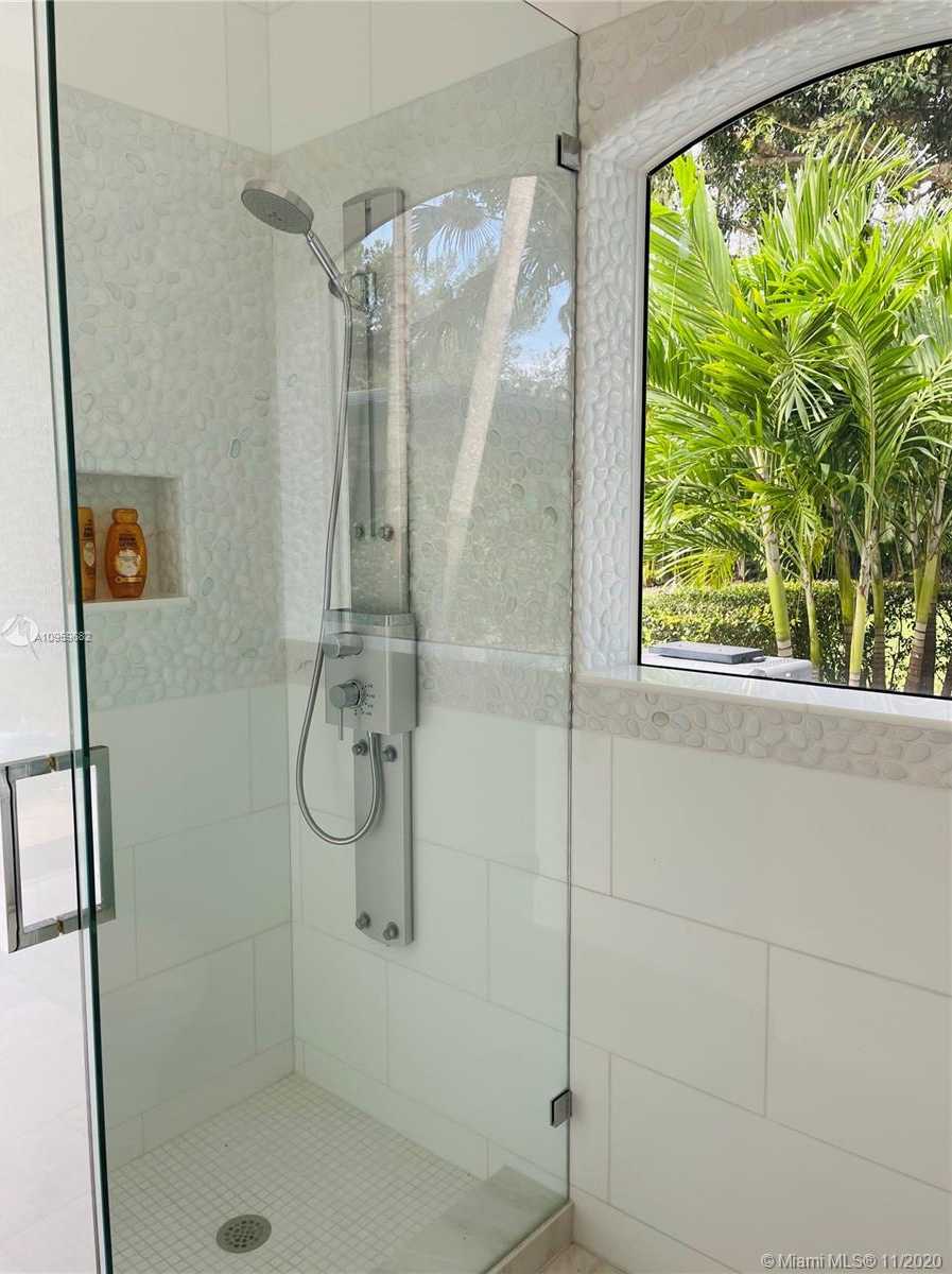 Small Image of 6851 SOUTH WEST 106TH ST, Pinecrest Number 66